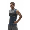 Chaleco de peso ajustable SKLZ mostrando cierre de velcro