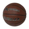 detalle del balon de baloncesto 7 super grip runic, textura y diseño