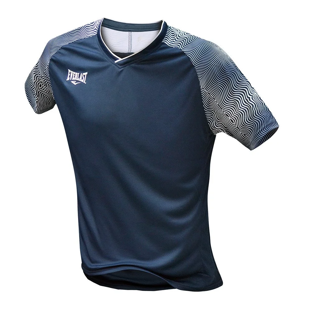 sueter everlast en accion, entrenamiento deportivo