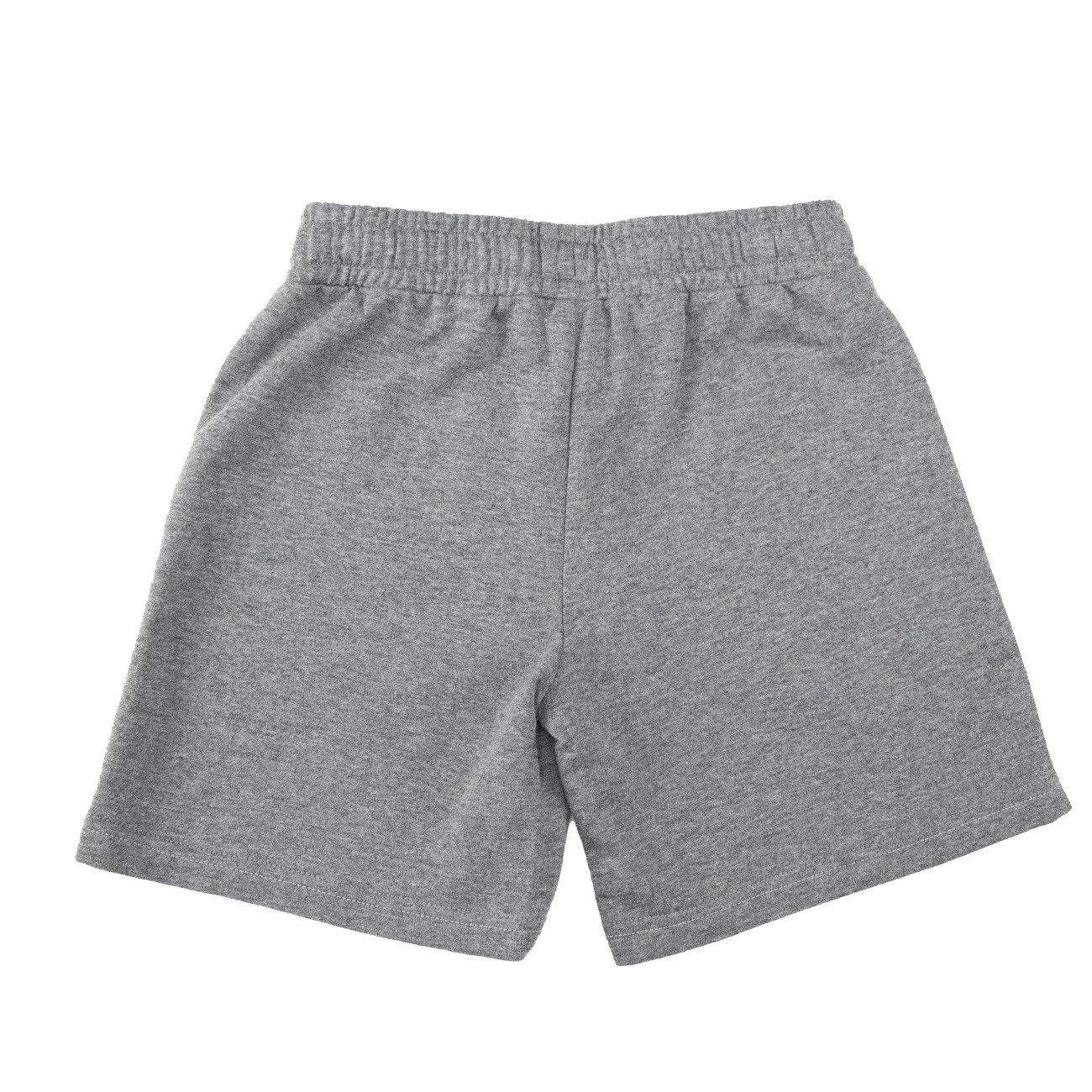 material transpirable y suave del short everlast