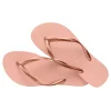 vista lateral de las sandalias havaianas slim fc