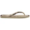 detalle de la suela de caucho, sandalias havaianas sl anim fashion fc