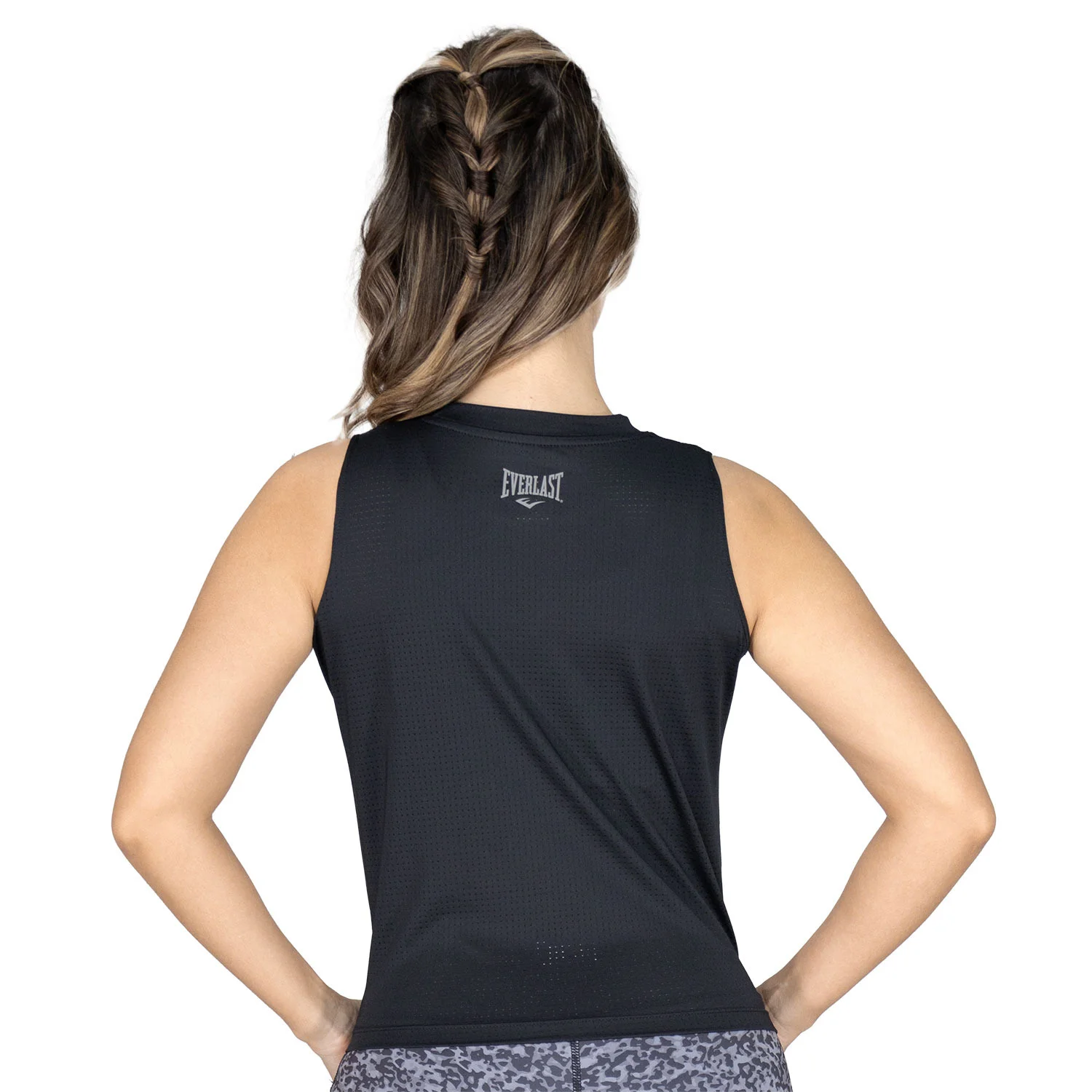 diseño deportivo del tank everlast transpirable