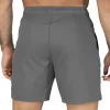 detalle de la costura del short deportivo