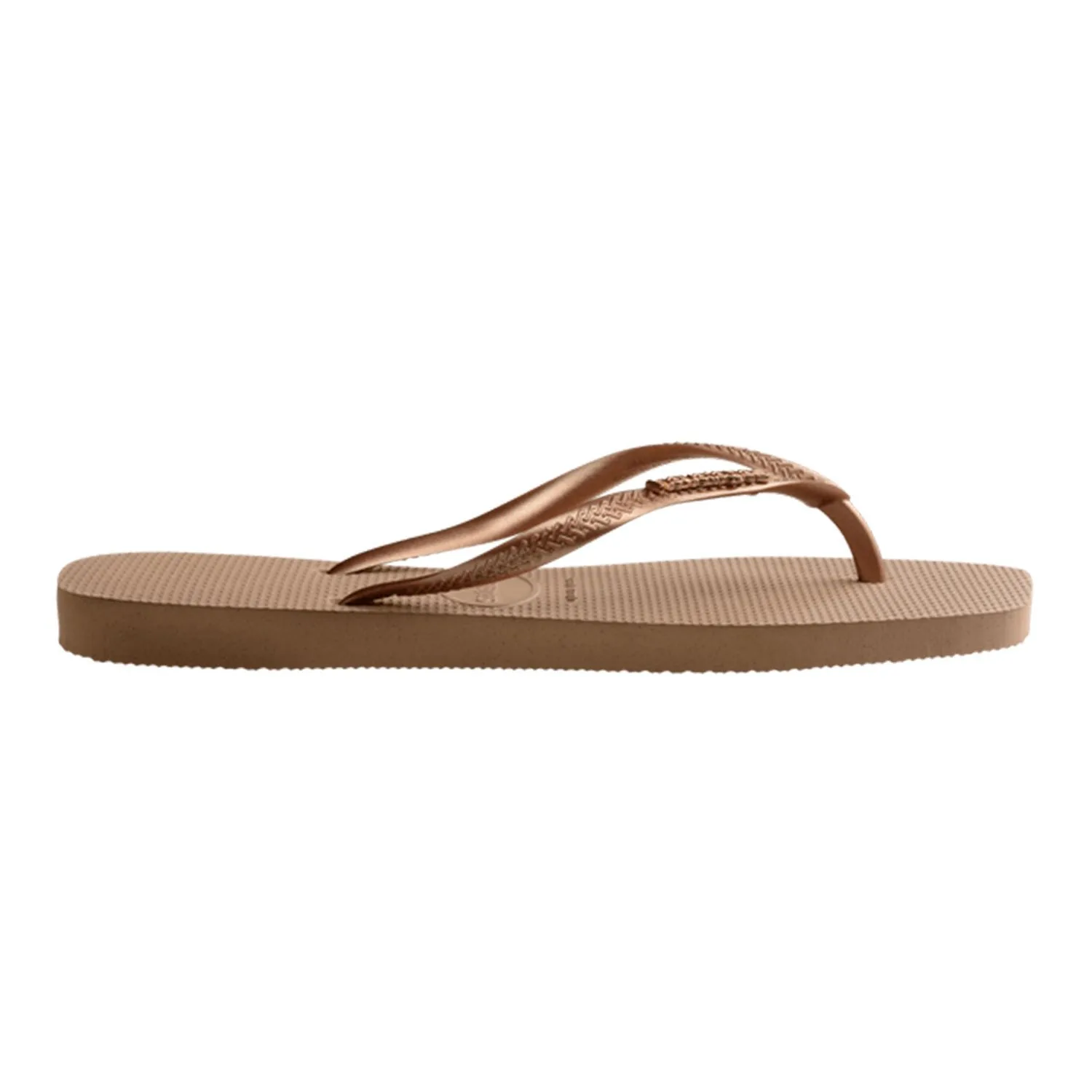 Logo metálico sandalias slim Havaianas detalle