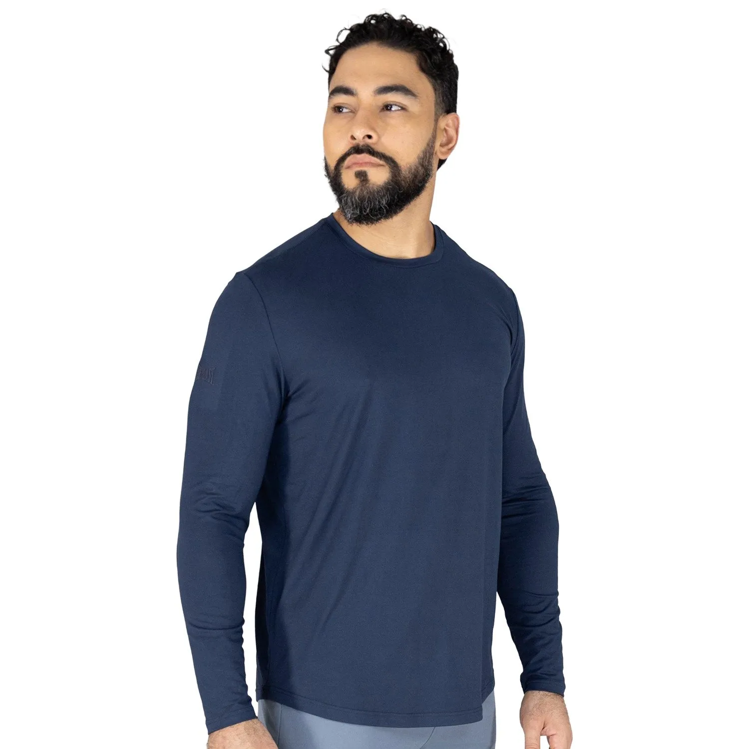 detalle de la manga del t-shirt deportivo everlast e-day