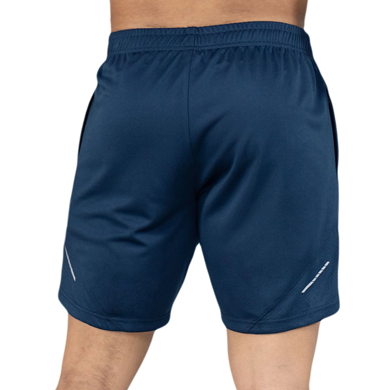 detalle de la cintura elástica del short deportivo
