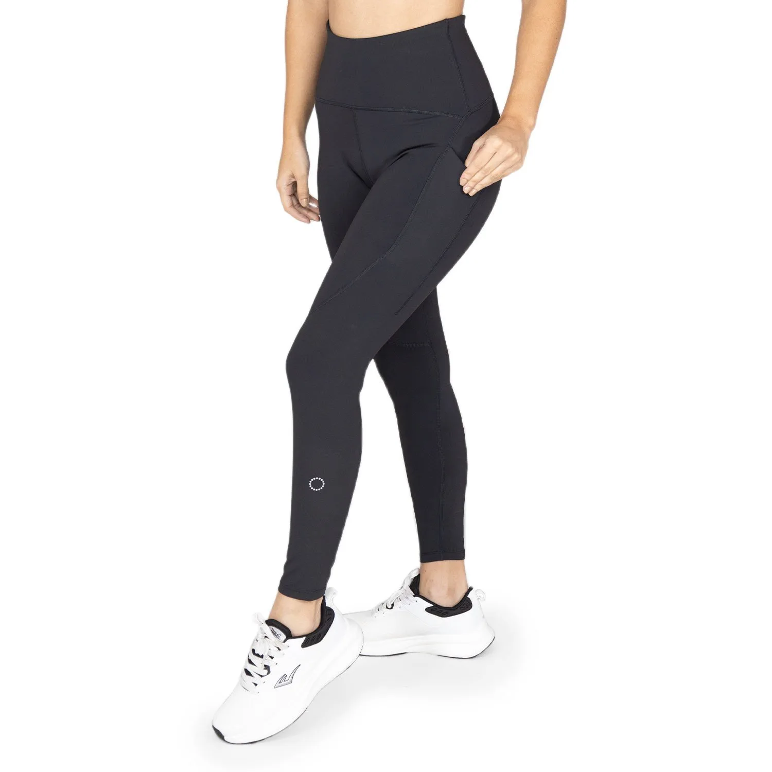 detalle de la parte inferior del legging swift everlast
