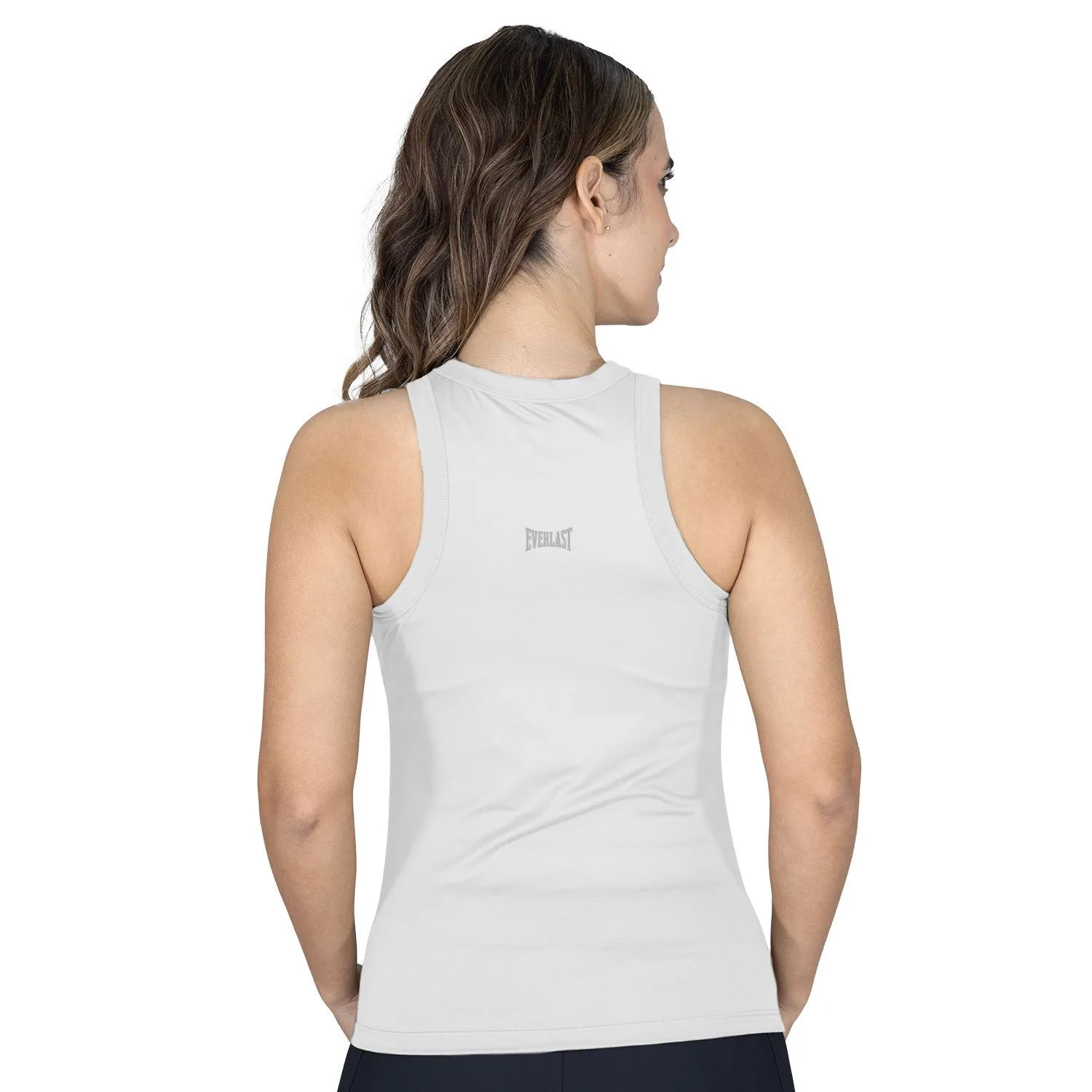 vista posterior del tank everlast