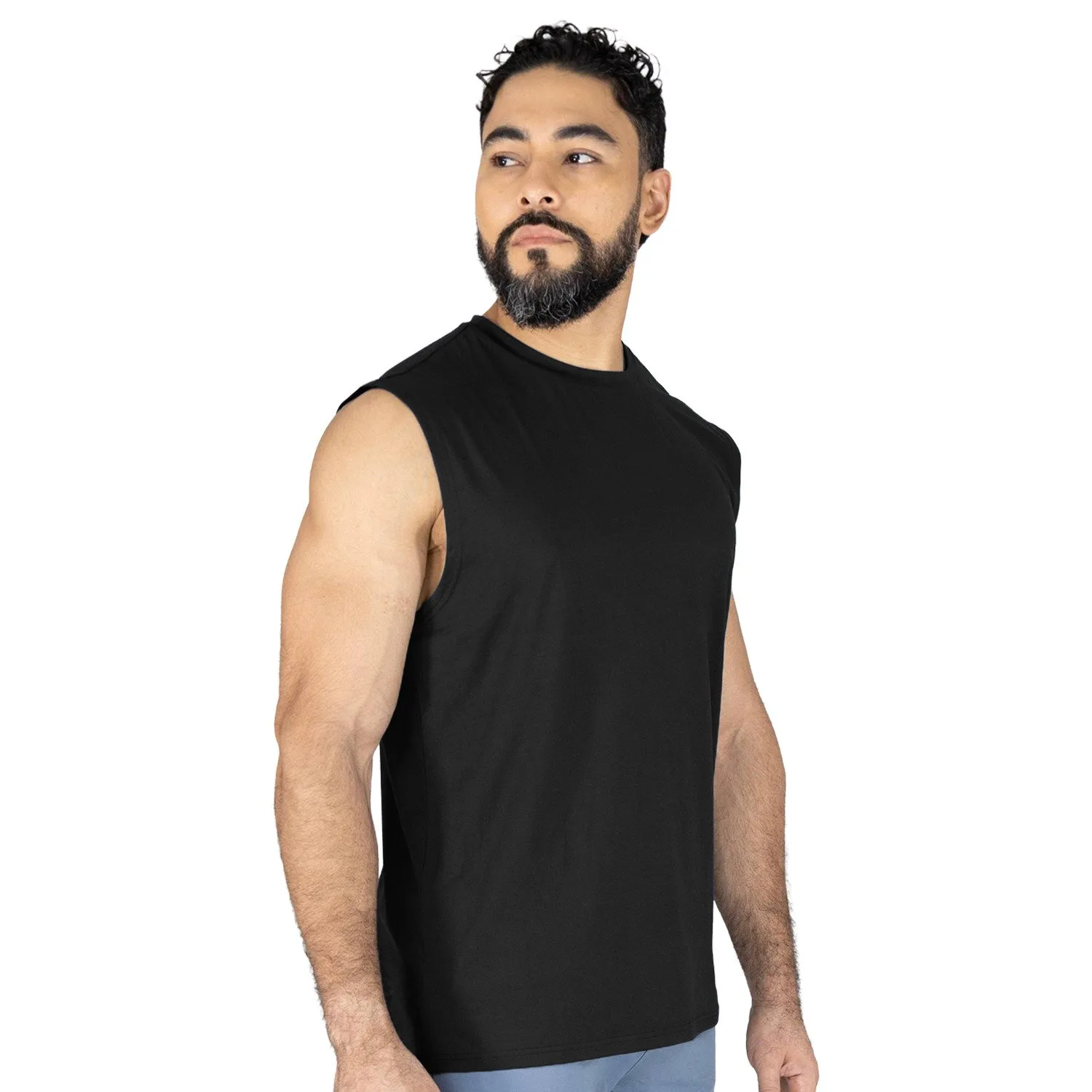 detalle de la costura del tank everlast de hombre e-day