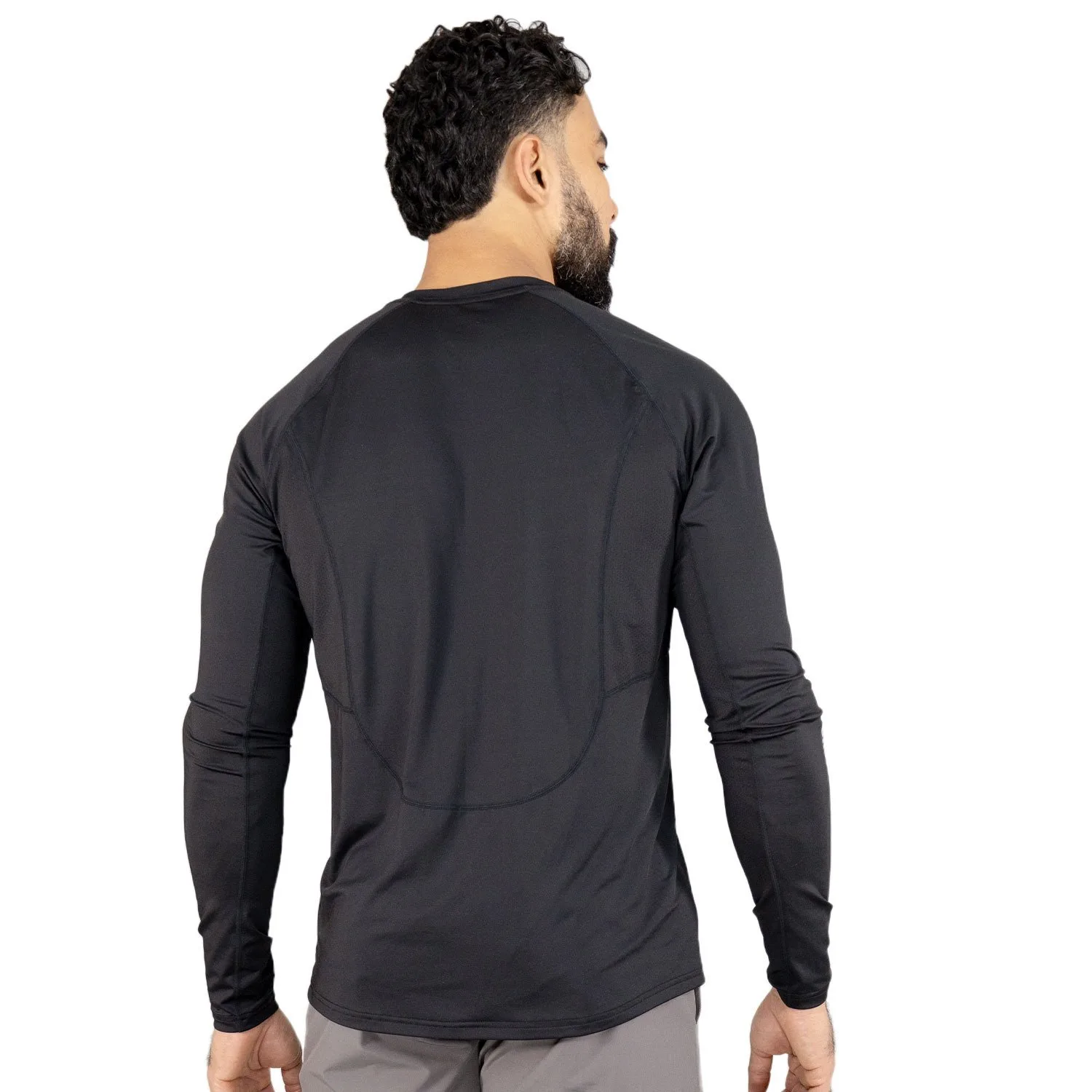 detalle de la tela transpirable de la camiseta long sleeve everlast raft II poliester