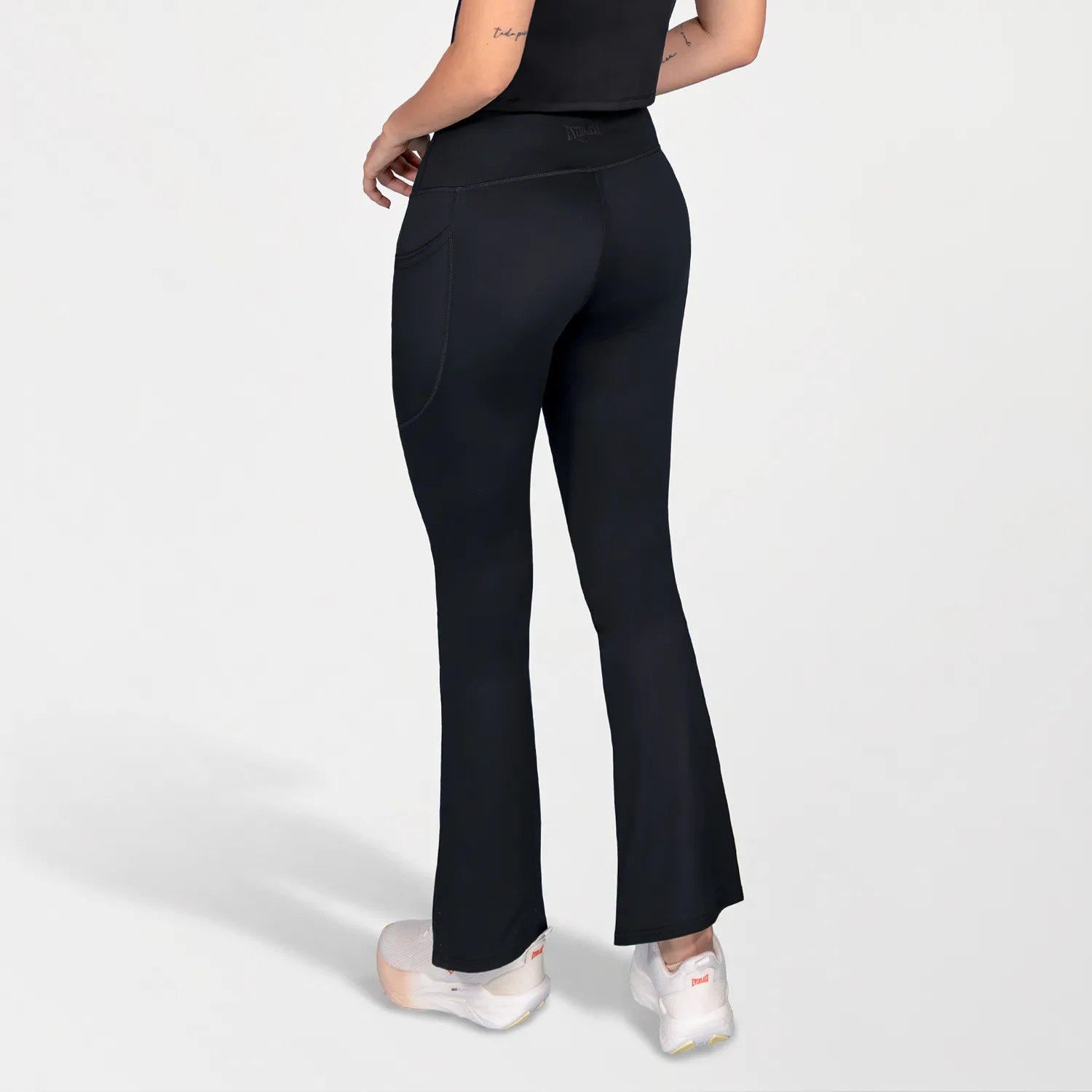Pantalon Mujer Everlast Flare Pocket Negro