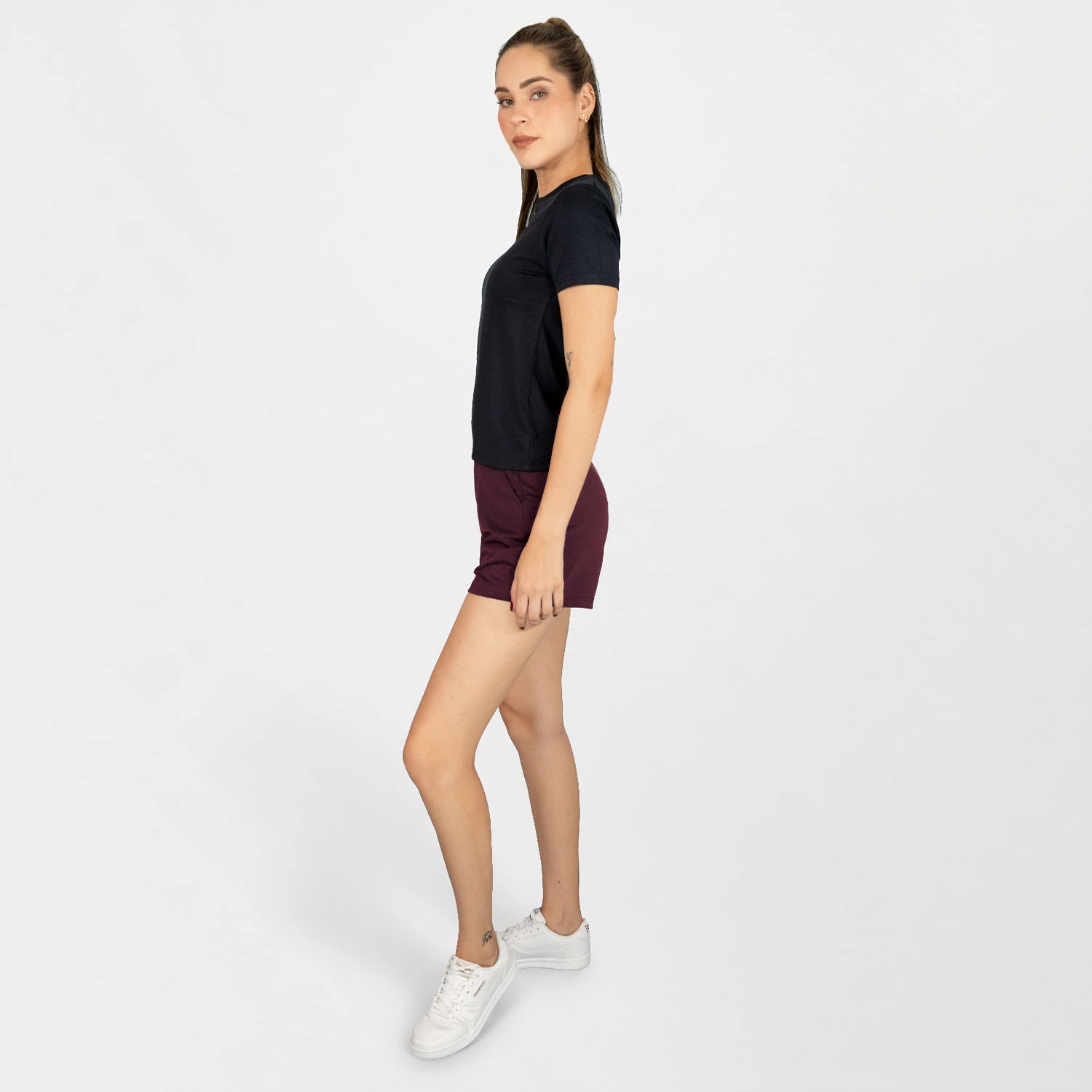 Short de mujer Everlast Effortless color vino