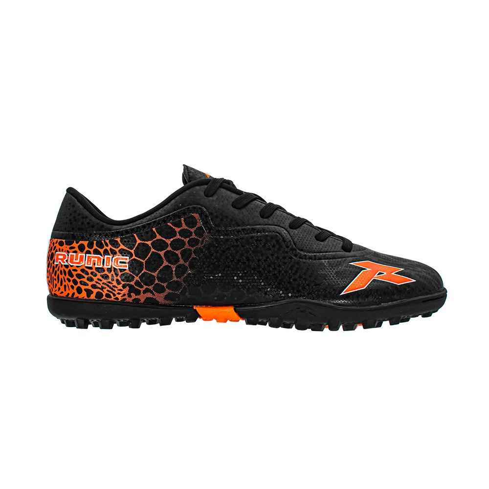 Zapatillas de fútbol Runic negras con detalles naranja
